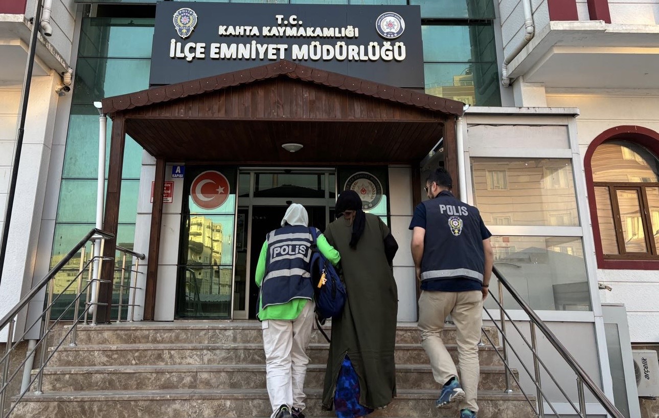  OTUZBEŞ YIL HAPİS CEZASI OLAN ŞAHIS KAHTADA TUTUKLANDI